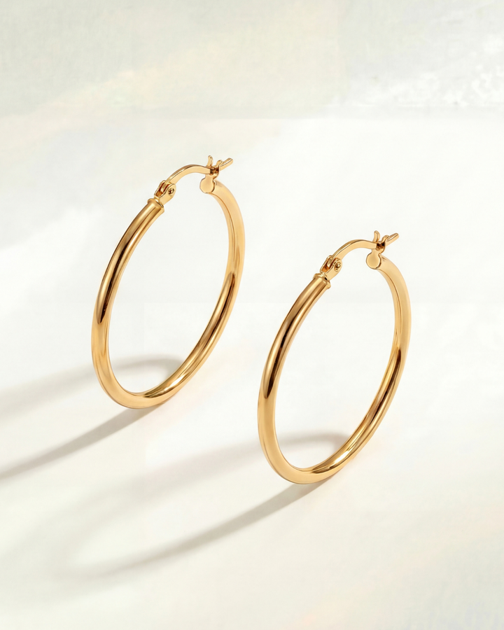 Nomela Stud Earrings
