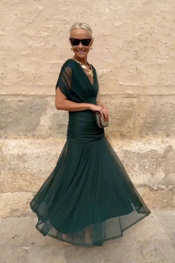 Novarente™ Elegant Maxi Dress with V-Neck for Special Occasions