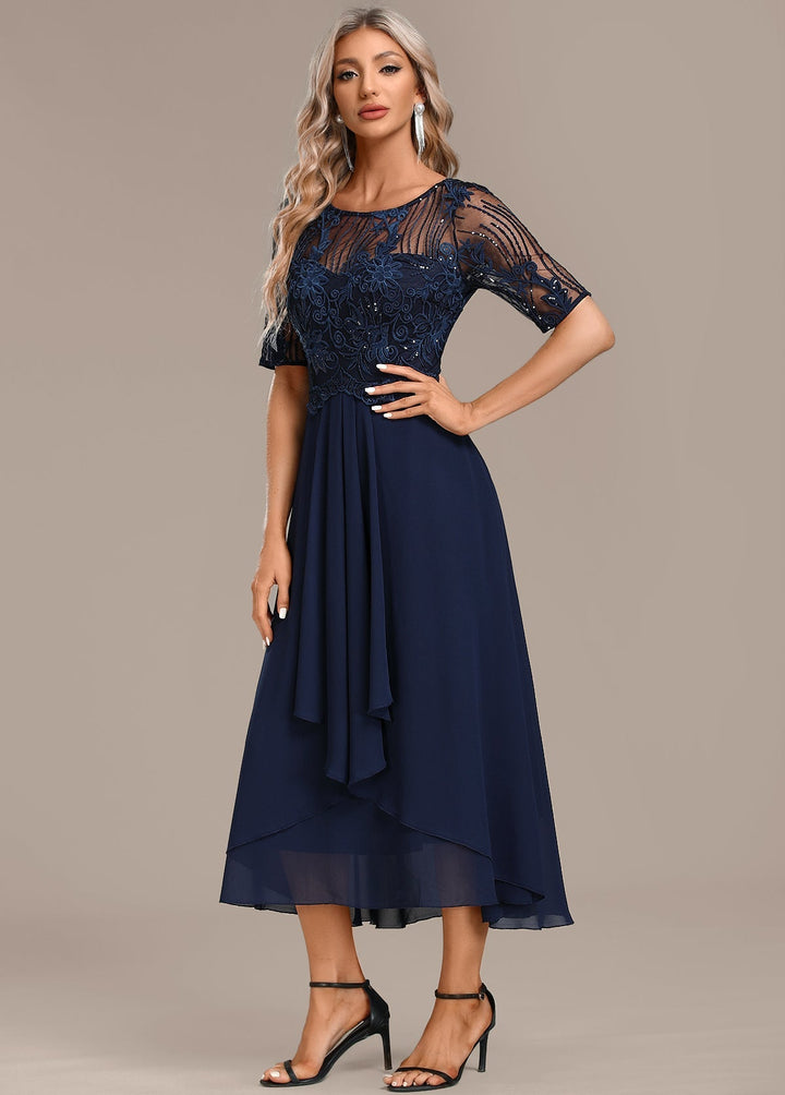 Sophie - Short Sleeve Round Neck Dress