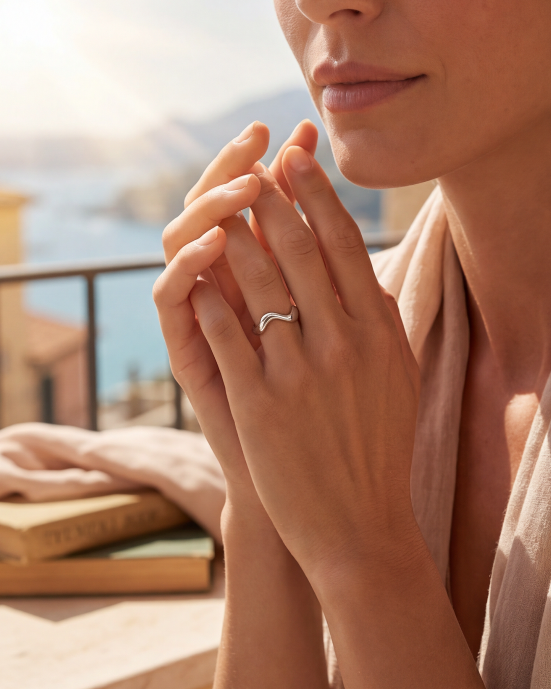 Velina Statement Ring