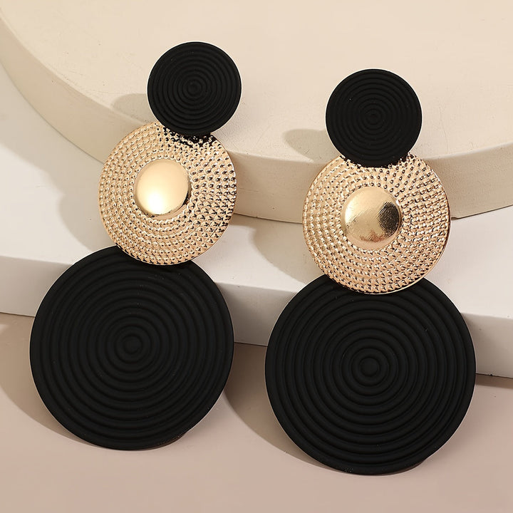 Aileen | Elegant Hanging Earrings with Versatile Design for Every Occasion