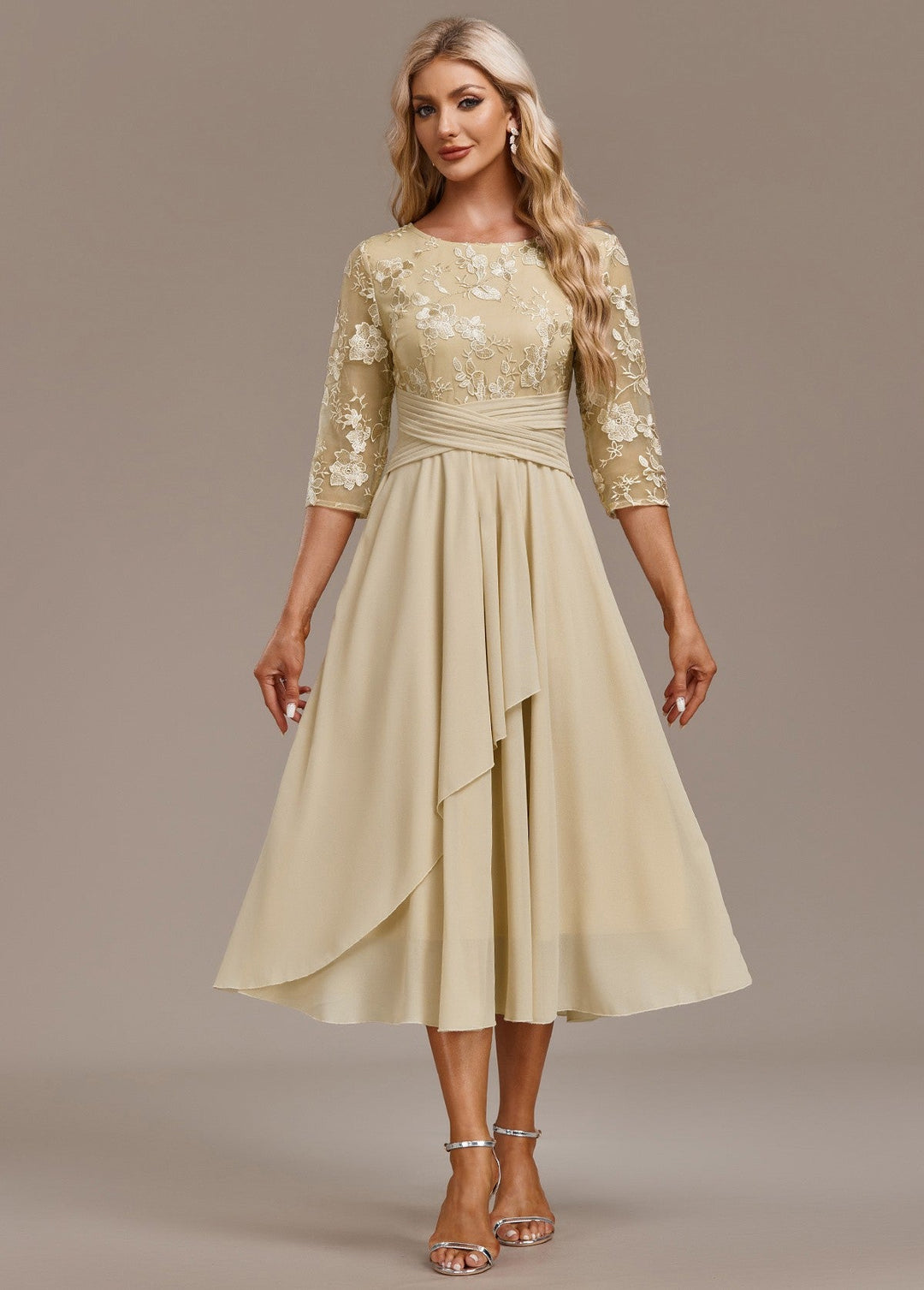 Sophie - Short Sleeve Round Neck Dress
