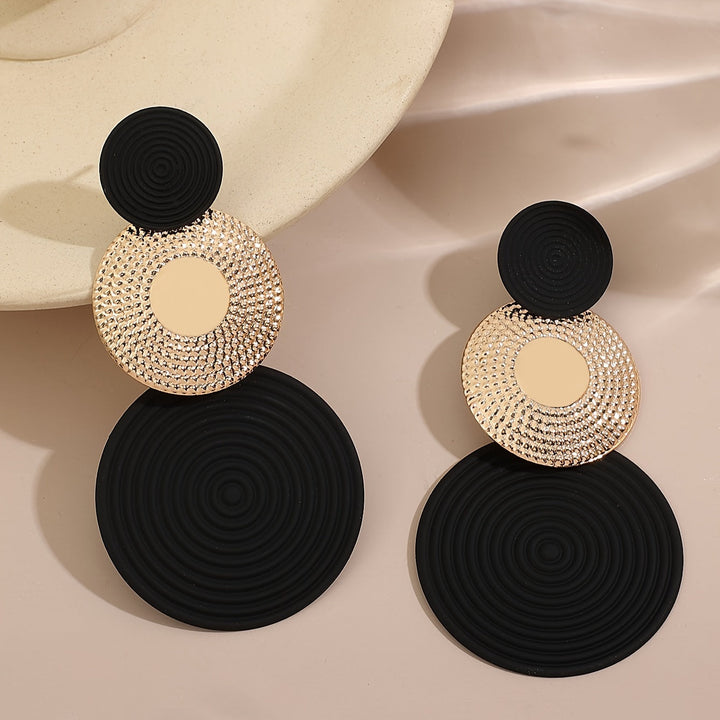 Aileen | Elegant Hanging Earrings with Versatile Design for Every Occasion